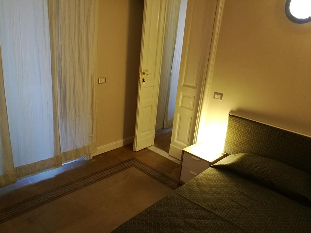 Ursino Rooms Apartment Catania Eksteriør billede